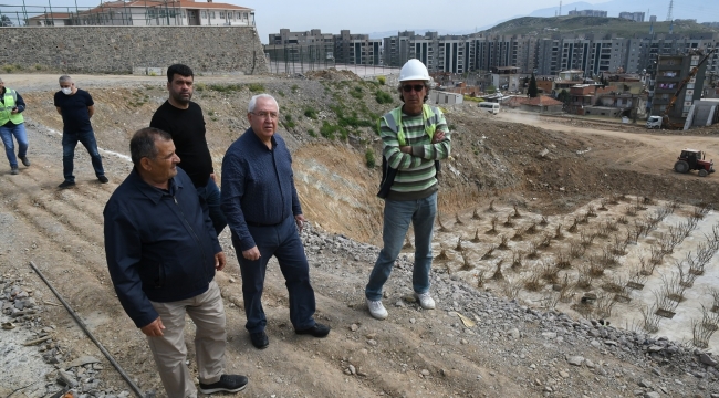 Başkan Selvitopu, Atatürk Gençlik ve Spor Merkezi inşaatını inceledi