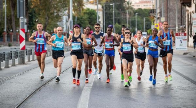 Maraton İzmir, sıfır atık temasıyla koşulacak