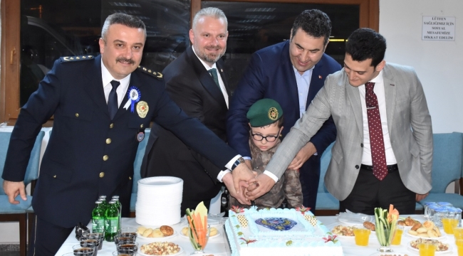 Menemen'de polis teşkilatının kuruluşu için tören