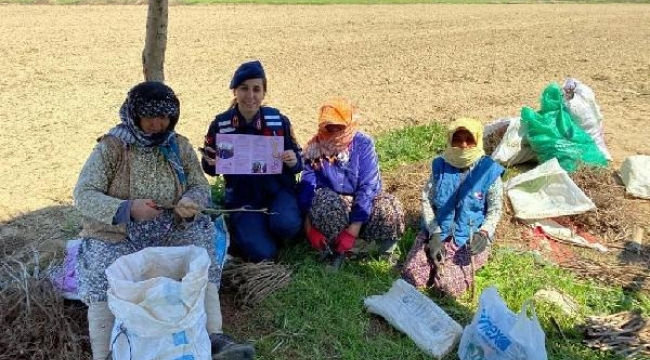 Salihli'de kadın astsubaylar KADES'i anlattı