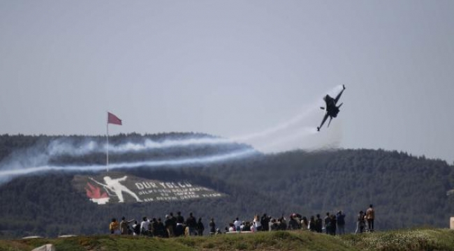 SoloTürk'ten çocuklar için harika gösteri