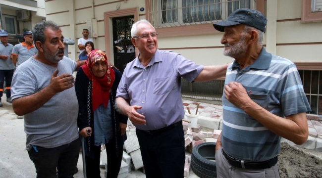 Karabağlar Belediyesi ekipleri dört bir yanda! Başkan denetime çıktı