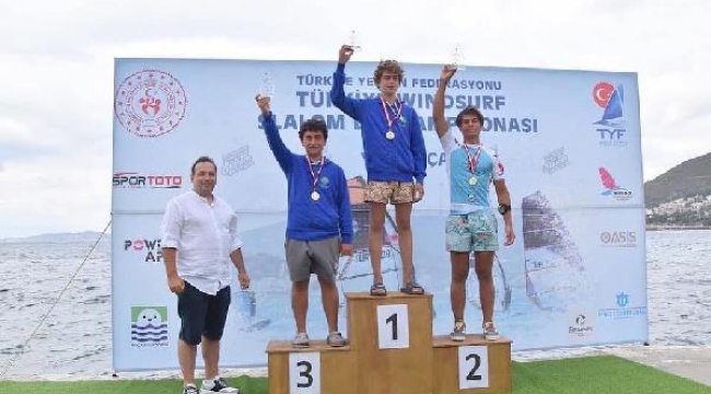 Türkiye Windsurf Slalom Ligi Foça'dan start aldı