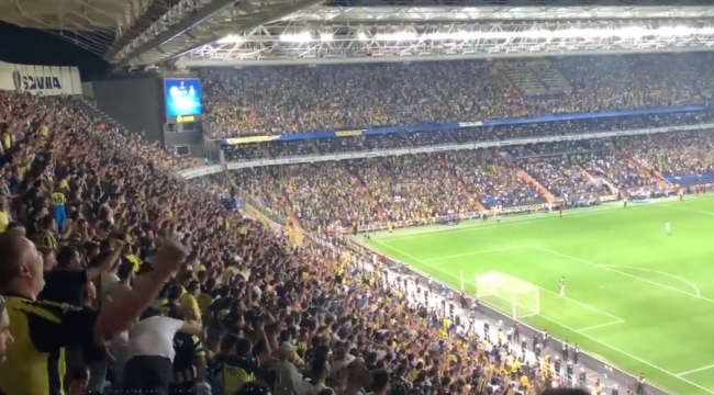 Fenerbahçe taraftarından 'Putin' tezahüratı