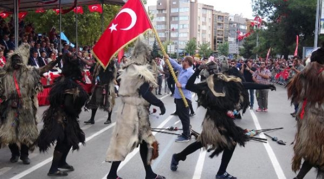 'Tülütabak'lardan meydan gösterisi