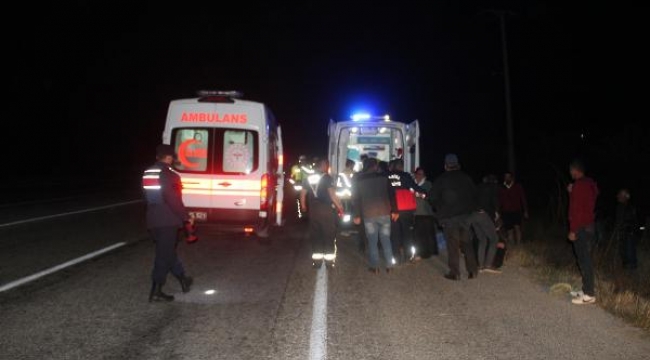 Manisa'da devrilen hafif ticari araçta yaralanan 2 kardeş, kurtarılamadı