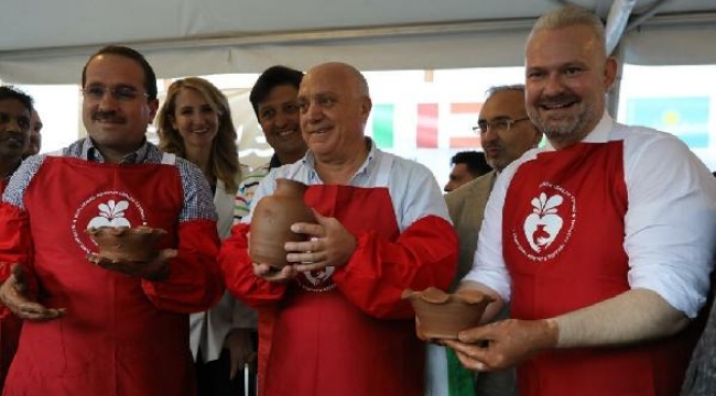 Menemen Belediyesi 1. Uluslararası Çömlek Festivali'nde başladı