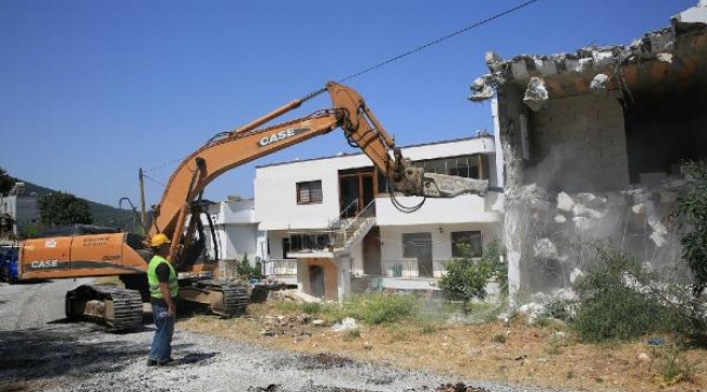 Bodrum'da bir yıl içinde 210 kaçak yapı yıkıldı