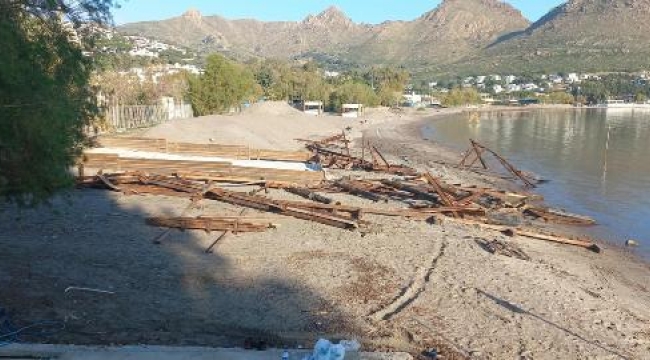 Bodrum'da imara aykırı bina ve iskelelerin yıkımı sürüyor