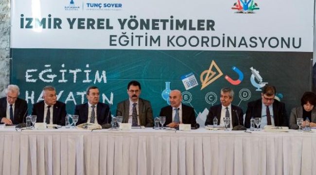 İzmir'de yerel yönetimler 'başka bir eğitim mümkün' dedi