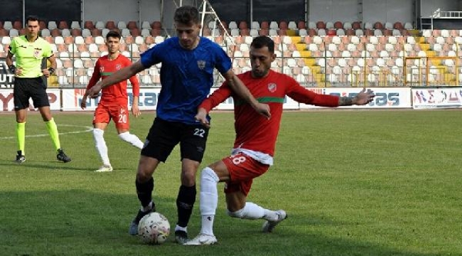 Karşıyaka ile Somaspor yenişemedi