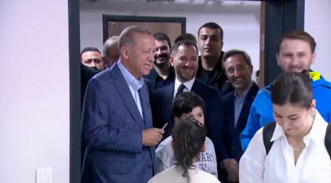 Cumhurbaşkanı Erdoğan oy sırasında