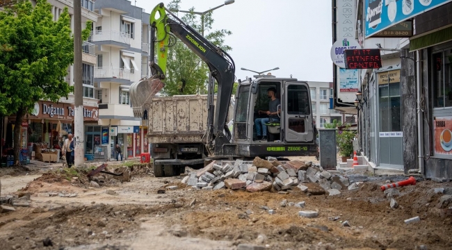 Kuşadası Davutlar'da 18 sokak ve 5 cadde tamamen yenileniyor