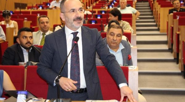 AK Partili Özgü Hızal'dan "belediye bürokratlarına baskı yapılıyor" iddiası