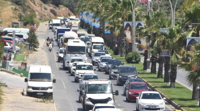 Bodrum'a son 24 saatte 25 bin araç giriş yaptı