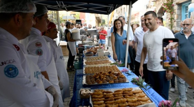 Kuşadası'nda 4 yıl aradan sonra Giritliler Festivali tekrar başladı