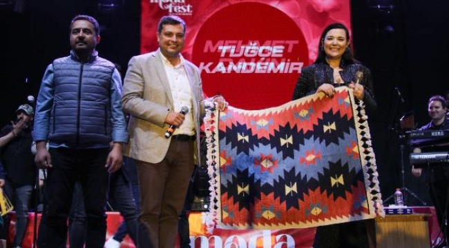 Uşak'ta Modafest sürüyor