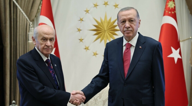 Bahçeli, emekliler için 8 bin lira zam istedi