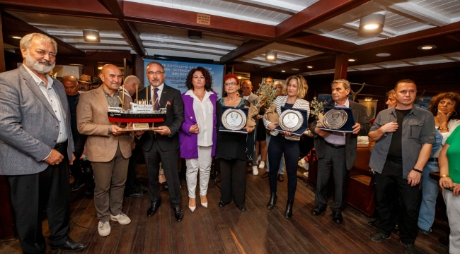 100 yıl önce aileleri giden mübadiller İzmir'de