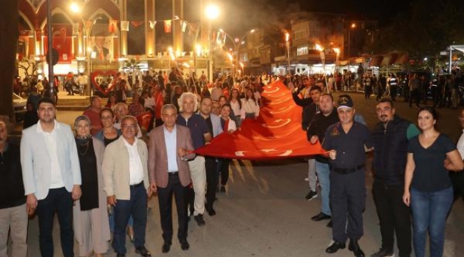 Koçarlı, cumhuriyetin 100'üncü yılını kutladı  