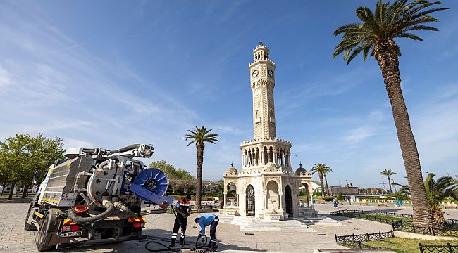 İzmir'in altyapı hatlarında temizlik seferberliği