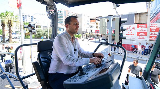 Bornova Belediyesi düzgün yollar için durmadan çalışıyor