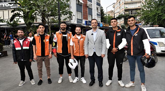 Bornova Belediyesi'nden moto kuryelere özel park alanı