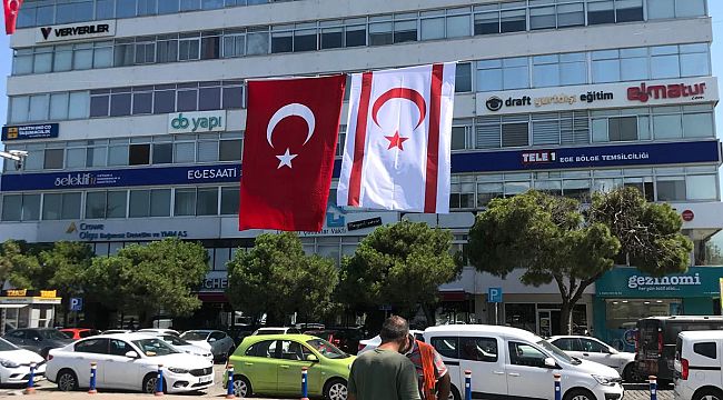 KKTC'nin Barış ve Özgürlük Bayramı İzmir'de kutlanıyor