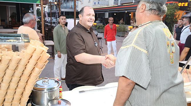 Başkan Çiçek, gece pazarı esnafını dinledi