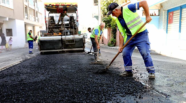 Bayraklı'da yollar yenileniyor