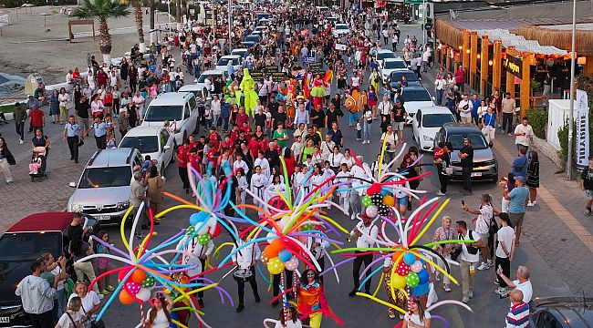 Kuşadası Sokak Festivali coşkusu uluslararası arenaya taşındı