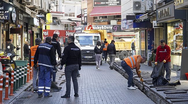 Karşıyaka'da sel riskine karşı çalışmalar sürüyor