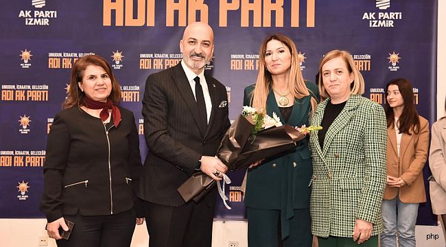 AK Parti'nin düzenlediği 'Aile Sempozyumu'na büyük ilgi