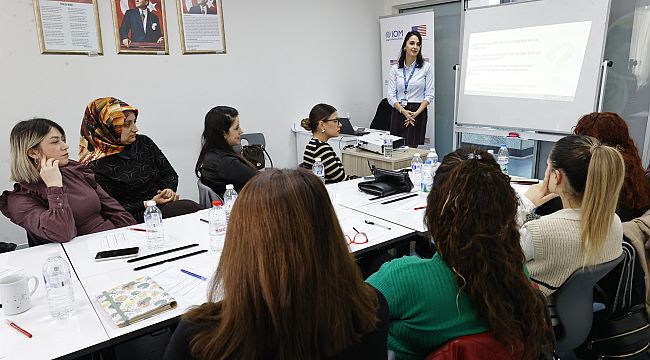 Konak'ta olumlu ebeveynlik için öğretmenlere özel eğitim