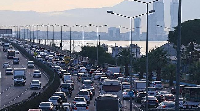 Trafiğe kayıtlı araç sayısı yüzde 8 arttı