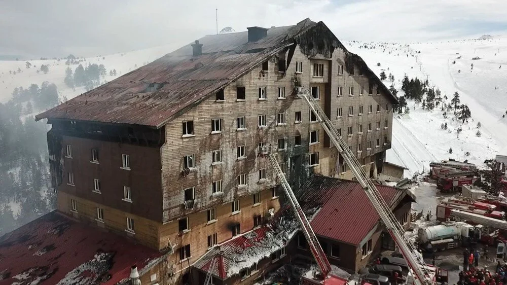 Yangında yaralanan 51 kişiden 22'si taburcu edildi