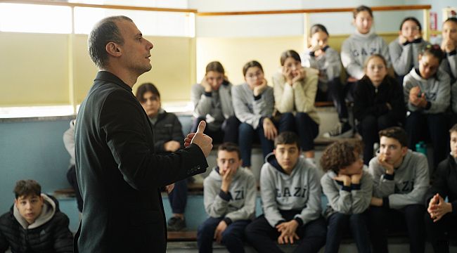 Aliağa Belediyesi'nden öğrencilere sıfır atık semineri