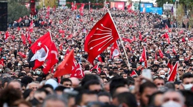 CHP İzmir'de flaş istifa!