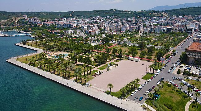 İzmir'in nüfusu arttı gözde ilçesi Aliağa oldu