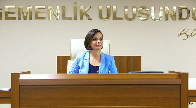 Karabağlar Belediyesi Meclisi'nde gergin anlar