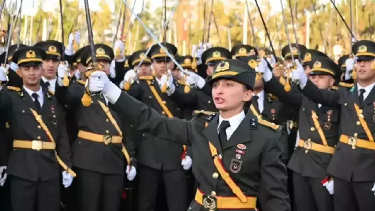 Teğmenlerin ihraç kararının '47 sayfalık' gerekçesi ortaya çıktı