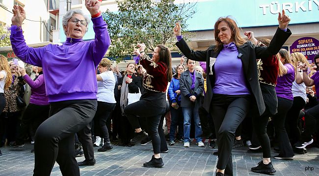 Başkan Ünsal'dan 8 Mart'a özel harmandalı!