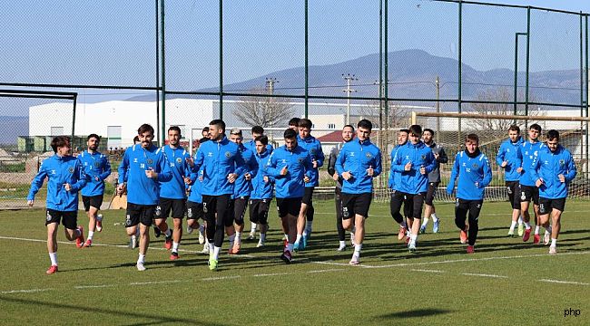 Menemen FK'nın konuğu Arnavutköy Belediyespor