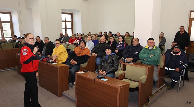 Urla'da afet hazırlığında ilk adım personelle başladı