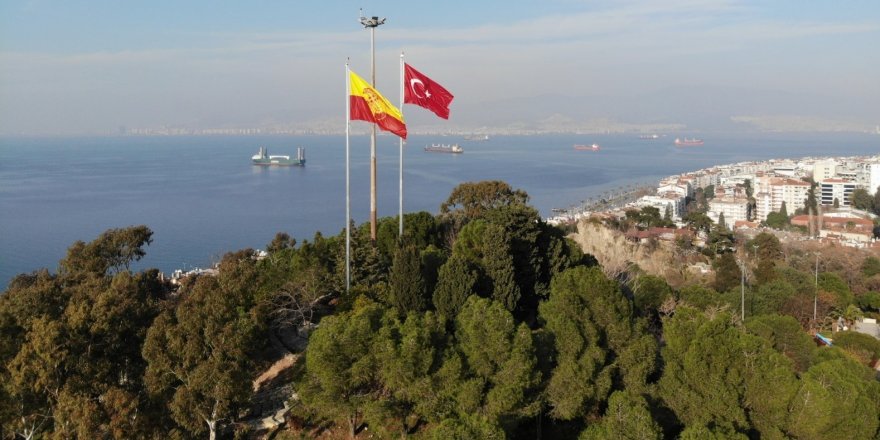 Susuzdede'ye Göztepe bayrağı dikildi