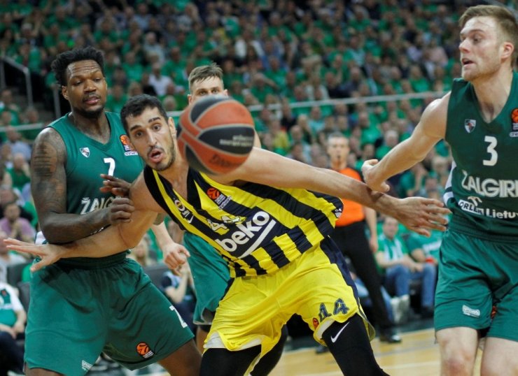 THY EuroLeague'de Zalgiris'i 99-72 yendi