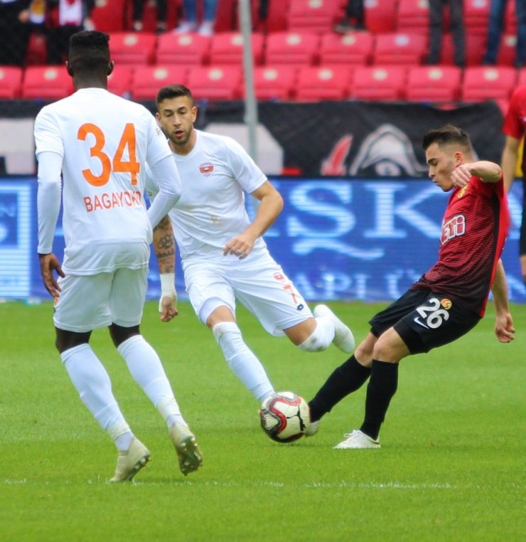 Eskişehirspor evinde Adana'dan fark yedi: 0-3