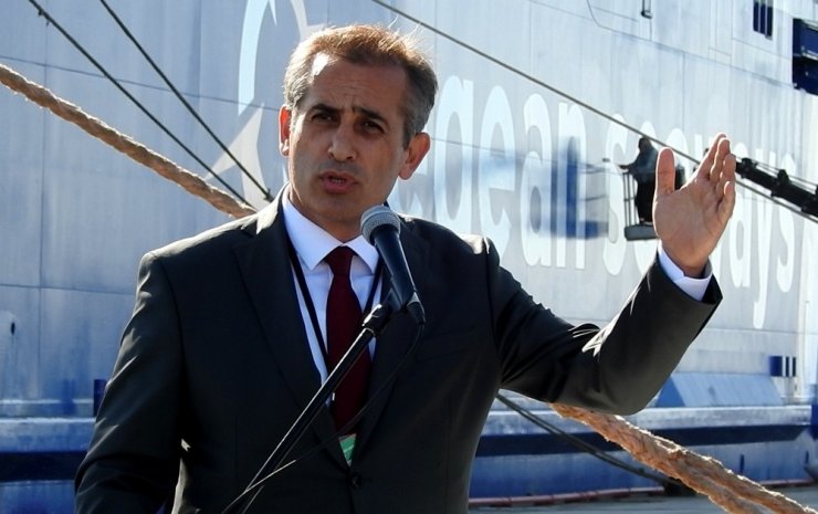 Çeşme - Atina arabalı feribot seferleri başladı