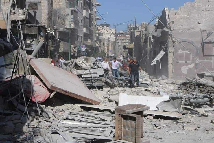 Esad rejimi ve Rus savaş uçakları İdlib’e saldırmaya devam ediyor