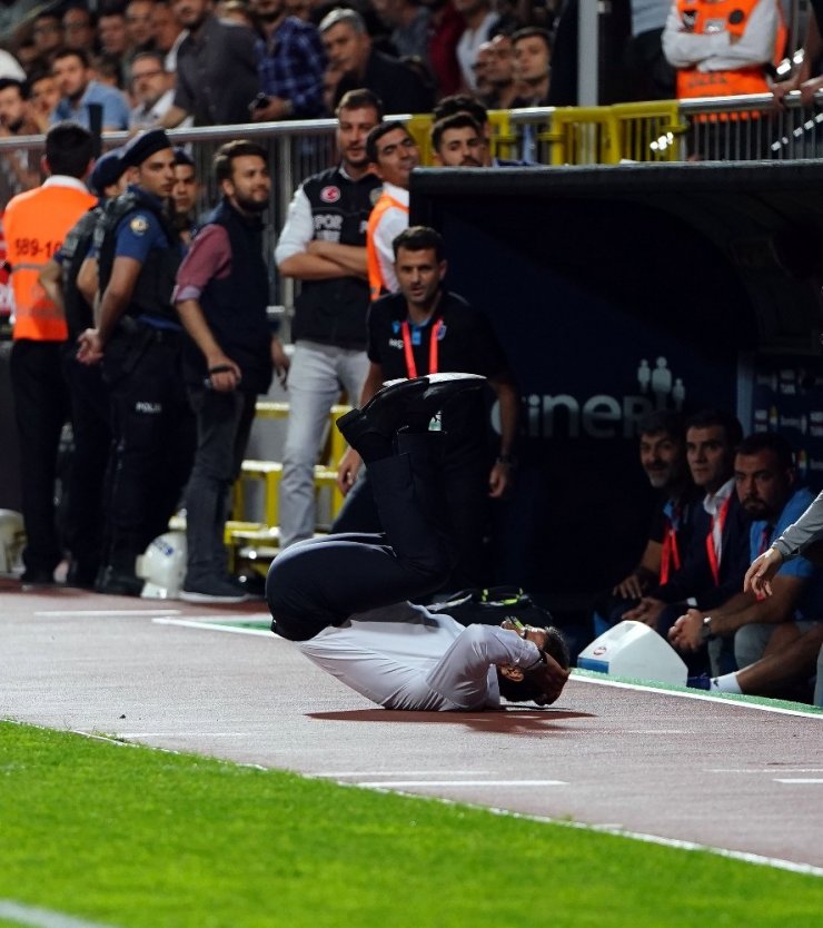 Süper Lig'de günün maçında Trabzonspor ile Kasımpaşa berabere kaldı